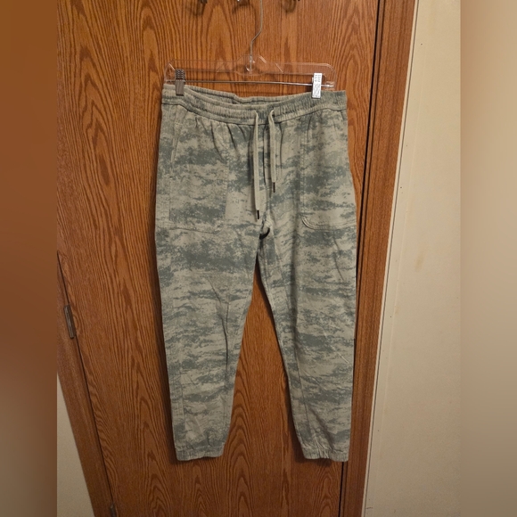 Athleta Pants - Athleta Farallon Joggers Medium Tall Women's